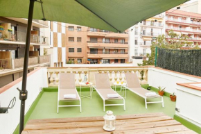 Charming House with Private Roof Top near Plaza España